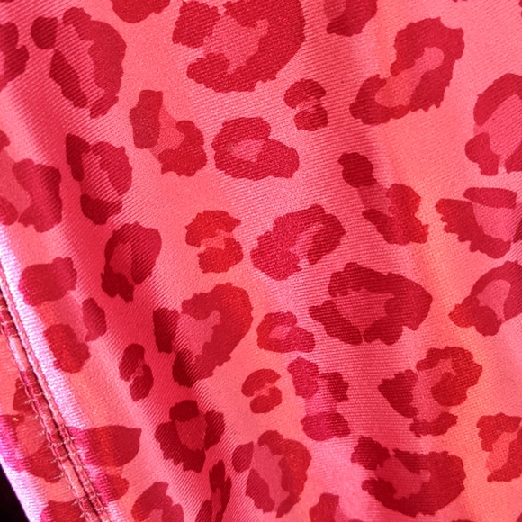 Thigh high(tight) Barbie Pink leopard boots - Picture 4 of 5